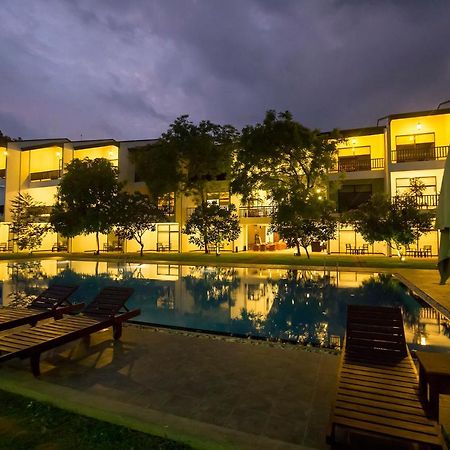 Grand Tamarind Lake Kataragama Εξωτερικό φωτογραφία