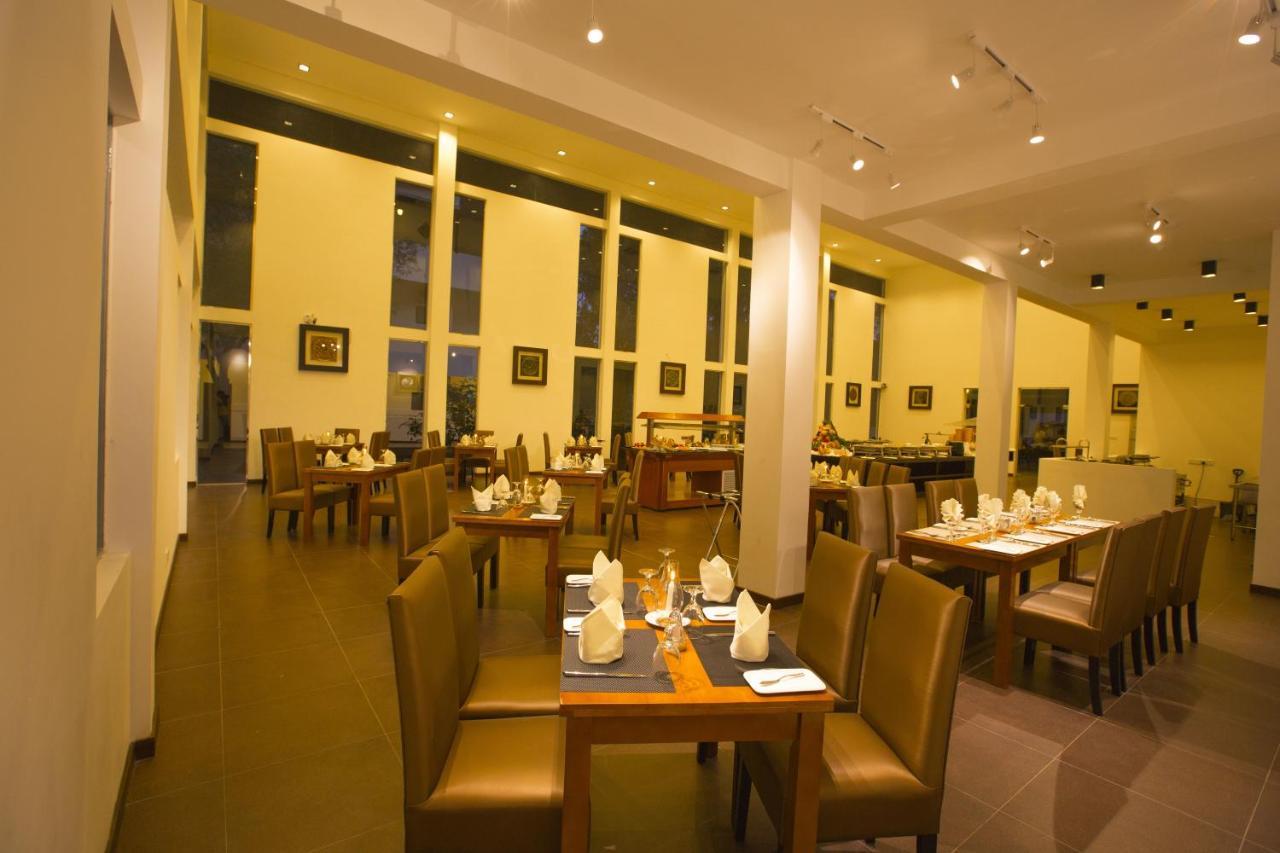 Grand Tamarind Lake Kataragama Εξωτερικό φωτογραφία