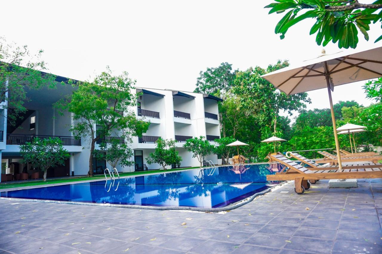 Grand Tamarind Lake Kataragama Εξωτερικό φωτογραφία