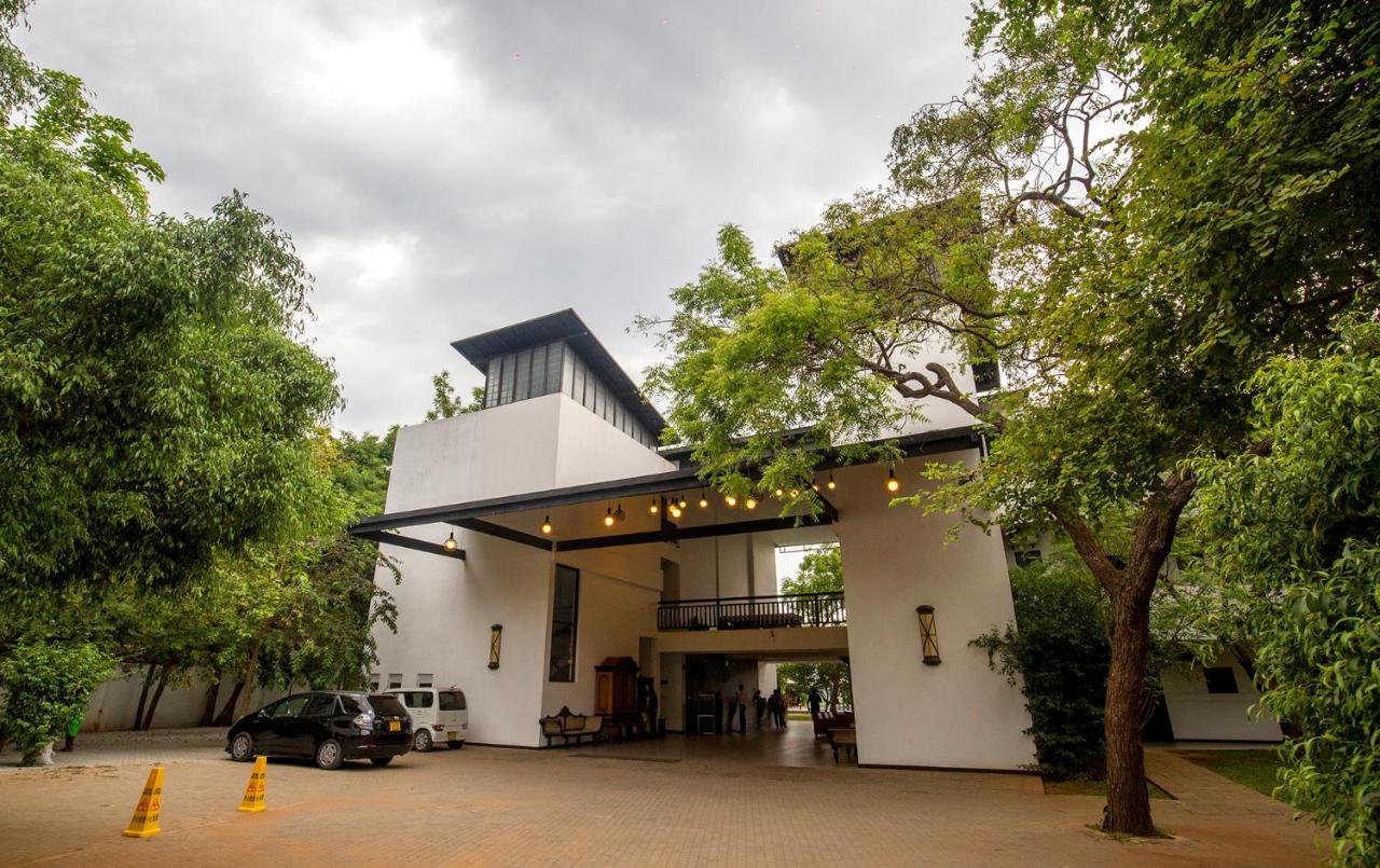 Grand Tamarind Lake Kataragama Εξωτερικό φωτογραφία