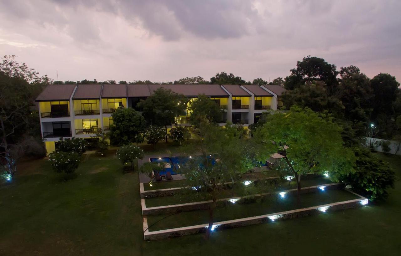 Grand Tamarind Lake Kataragama Εξωτερικό φωτογραφία