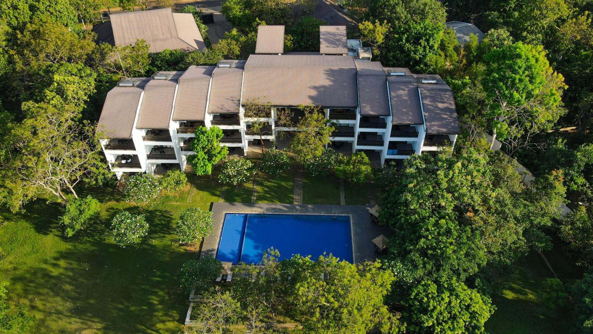 Grand Tamarind Lake Kataragama Εξωτερικό φωτογραφία